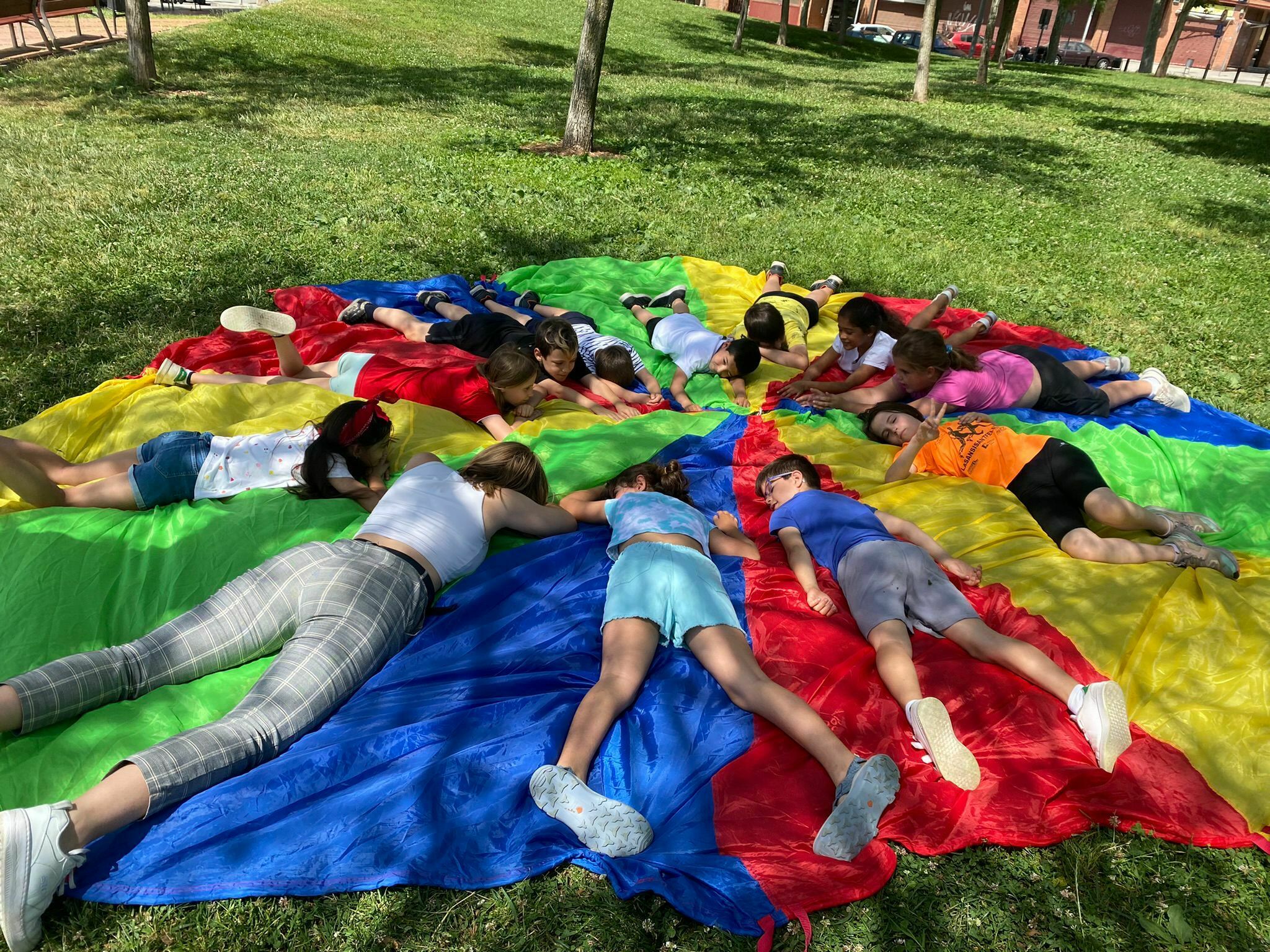 Imagen para los medios: Temps de lleure acolorit i voluntari